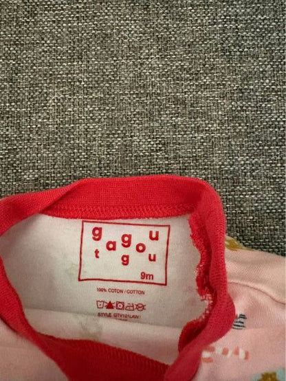 Gagou Tagou 9 Month Two Piece Christmas Sleepwear, Kids 9 Month (6-9M)