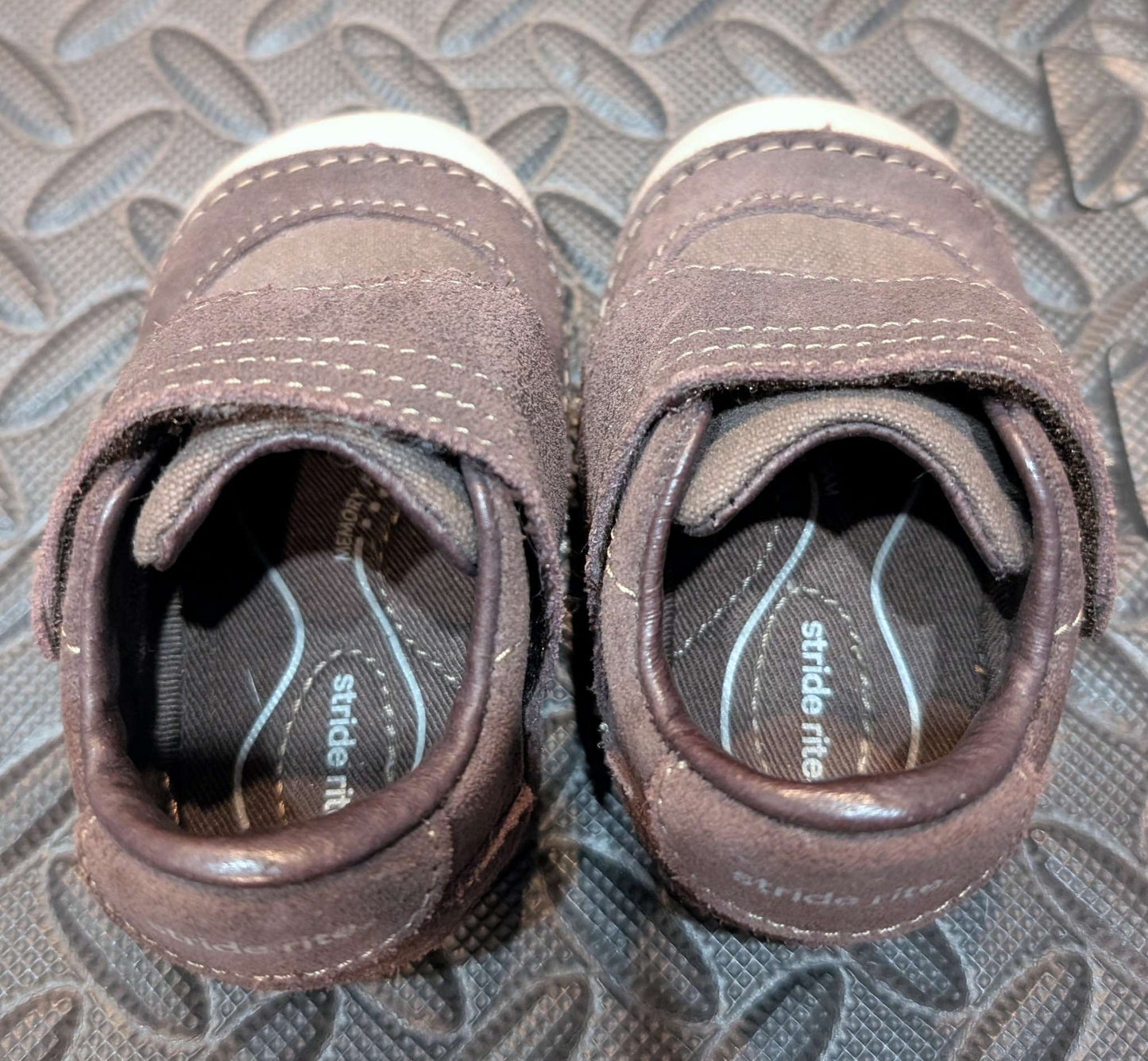 Striderite shoes size 3xw, Shoes 3 (Baby: 0-12 mth)