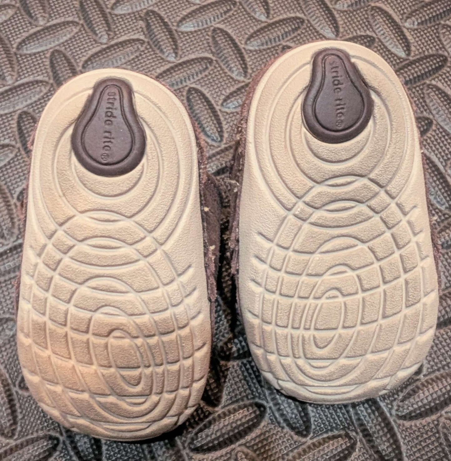 Striderite shoes size 3xw, Shoes 3 (Baby: 0-12 mth)