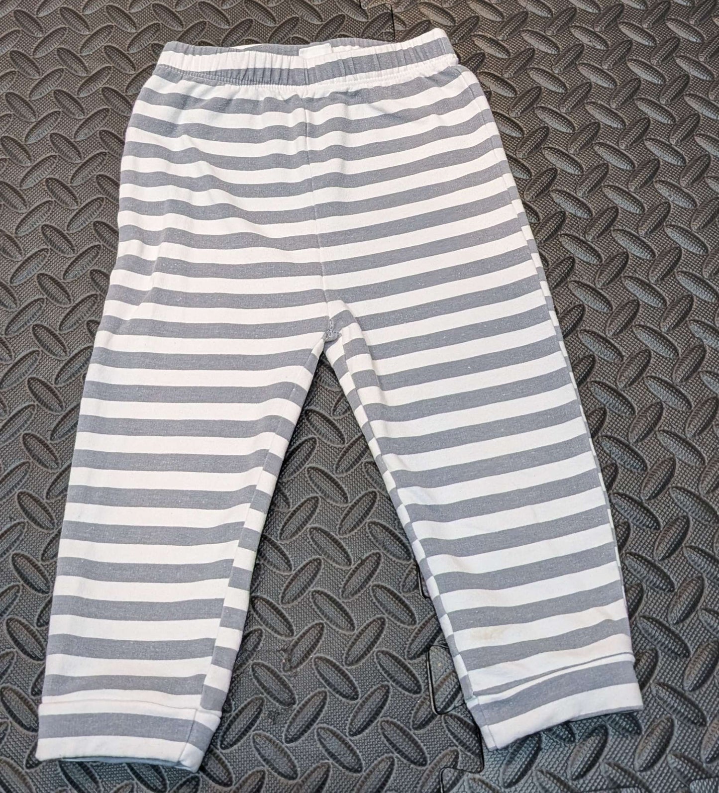 Matching sweatshirt and striped sweatpants size 2t, Kids 2T