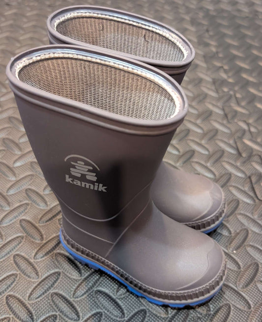 Kamik rain boots toddler size 5, Shoes 5 (Walkers:12-24 mth)