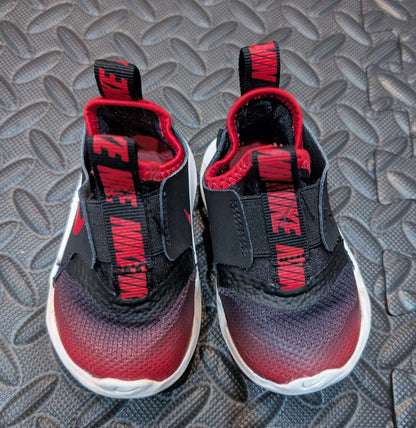 Nike flex runner size 4c , Shoes 4 (Baby: 0-12 mth)
