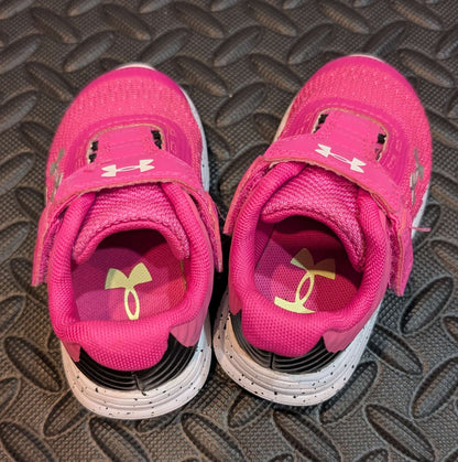 Pink under armour sneakers size 5k, Shoes 5 (Walkers:12-24 mth)