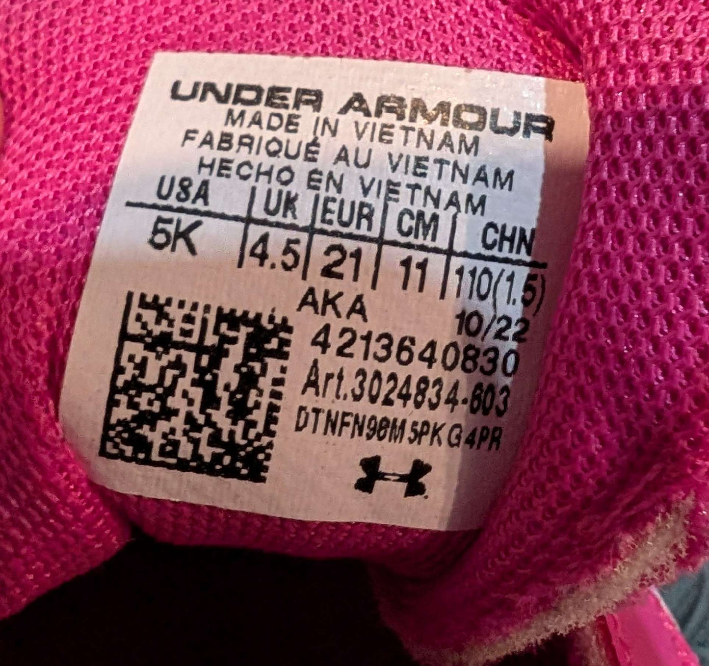 Pink under armour sneakers size 5k, Shoes 5 (Walkers:12-24 mth)