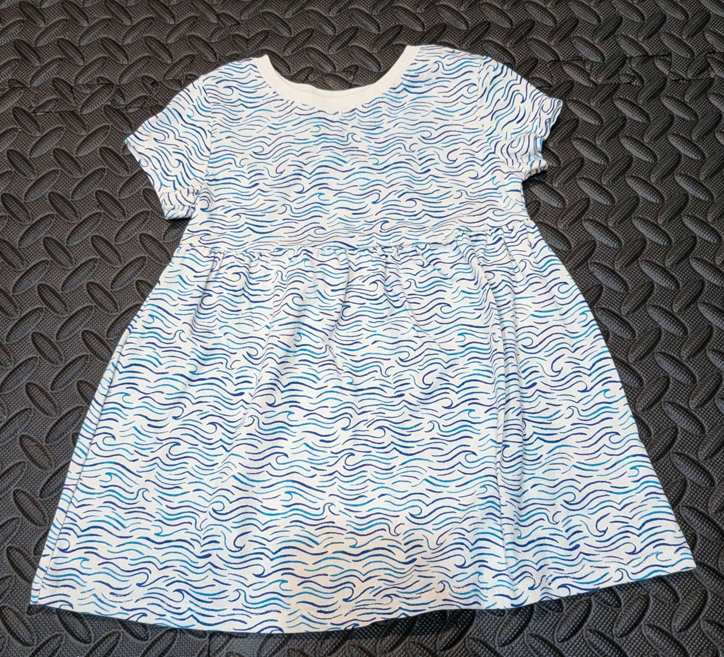 Dress and Minnie mouse jumper 12m, Kids 12 Month (9-12M)