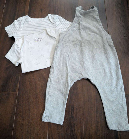 Overalls and onesies 9m, Kids 9 Month (6-9M)