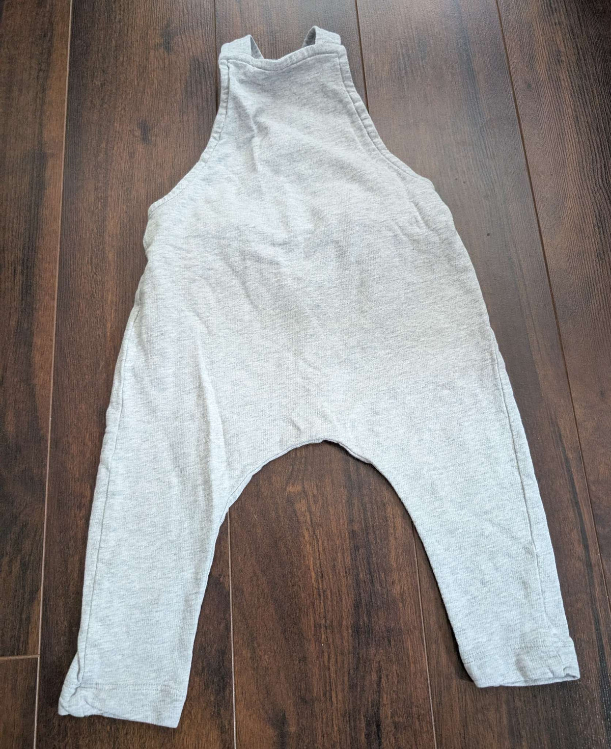 Overalls and onesies 9m, Kids 9 Month (6-9M)