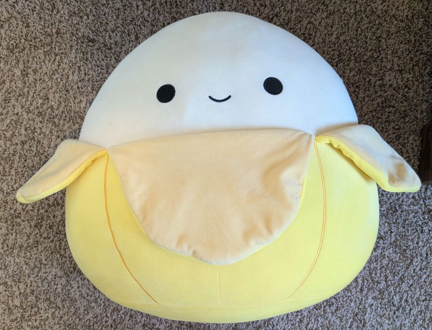 Banana squishmallow 16"