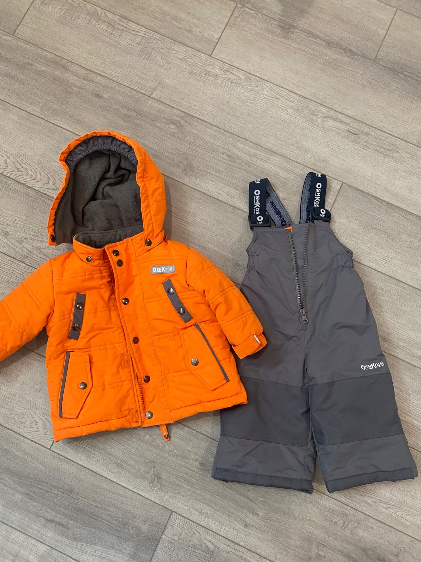 2 Piece 12m Snowsuit, Kids 12 Month (9-12M)
