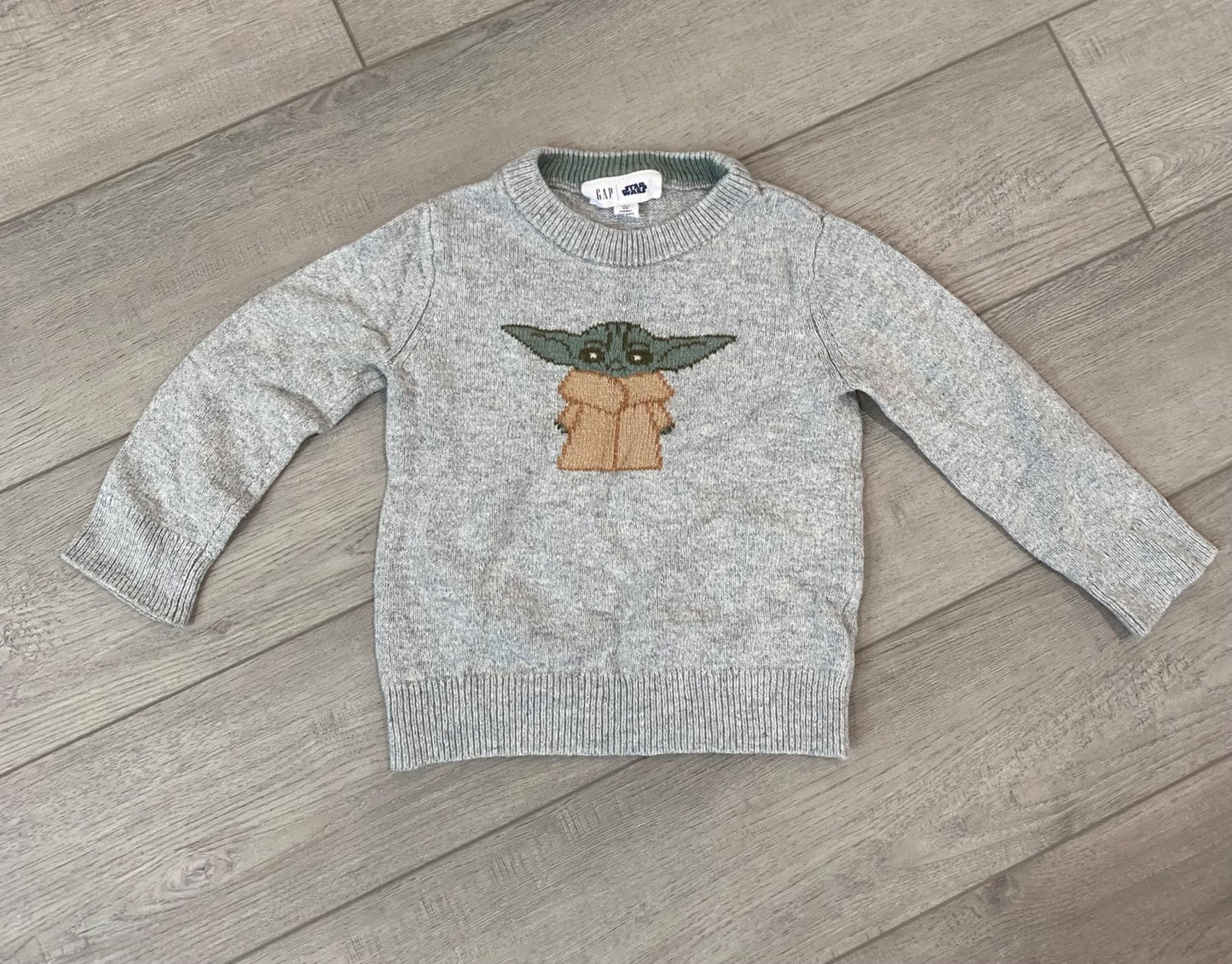 2yr Grogu sweater, Kids 2T