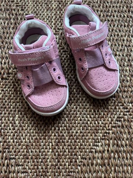 Hush Puppies Girl's Toddler Shoes Size 5 (MSRP $70) , Shoes 5 (Walkers:12-24 mth)
