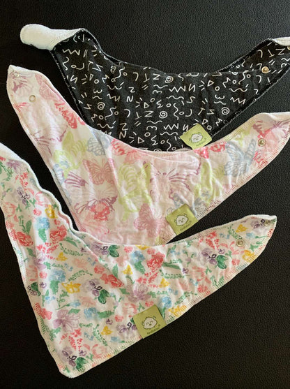 Keababies organic bibs 3 pack; floral/butterfly