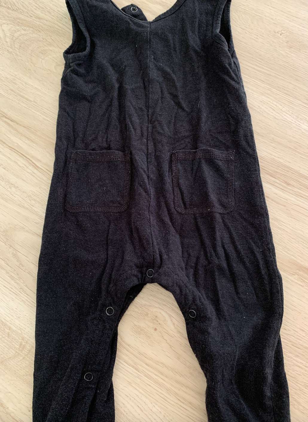 Smash & Tess sleeveless romper; made in canada; 12-18m black , Kids 18 Month (12-18M)