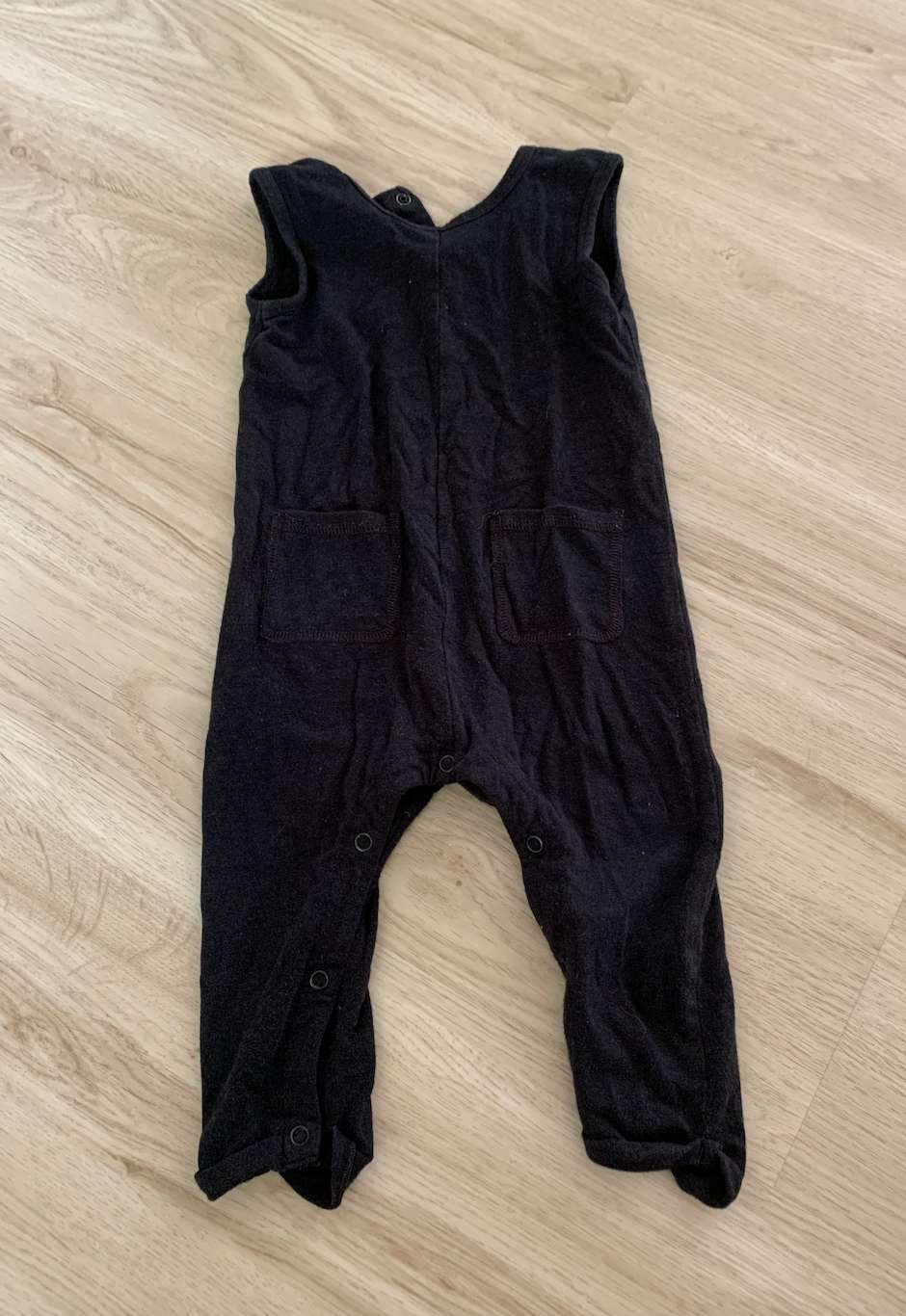 Smash & Tess sleeveless romper; made in canada; 12-18m black , Kids 18 Month (12-18M)