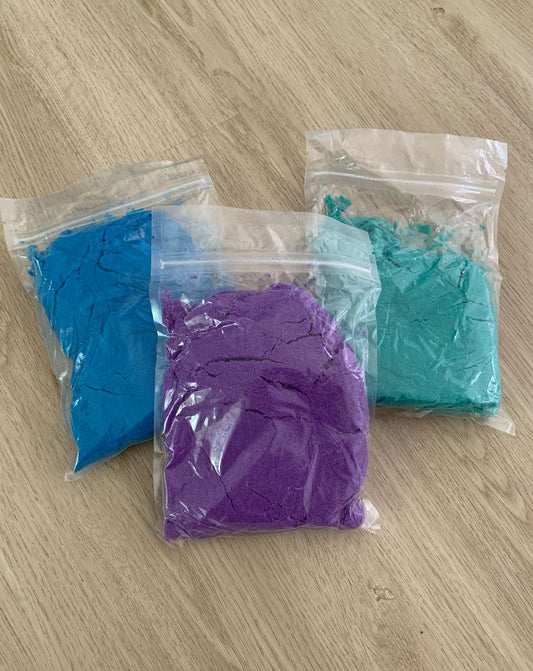 BNIB coloured sand