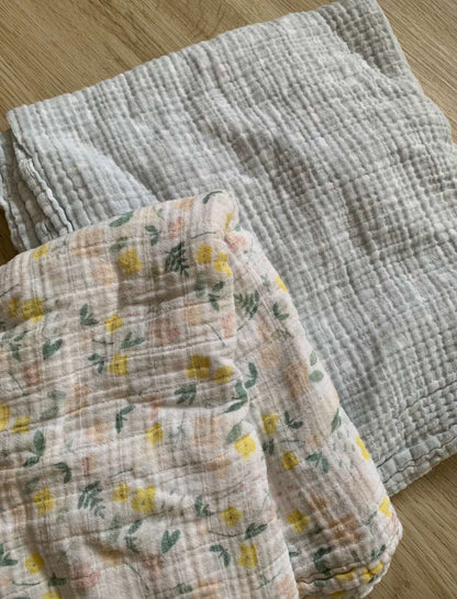 Floral & dots muslin blankets