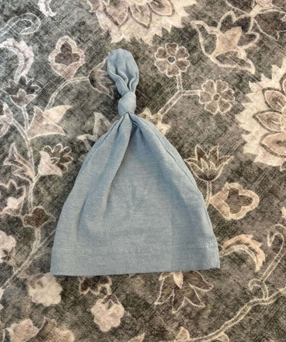 Beluga baby hat newborn