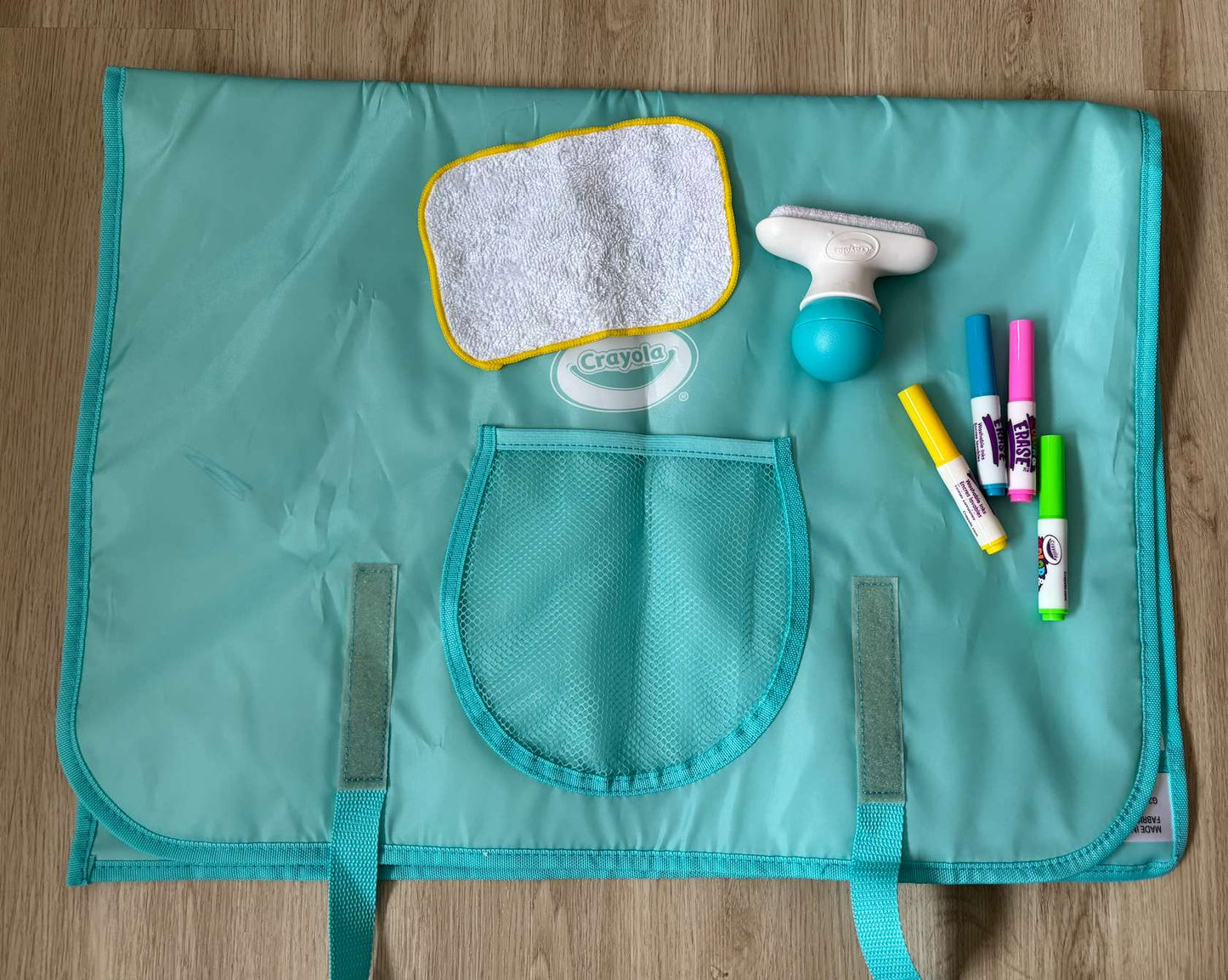 Crayola wipeable mat & markers