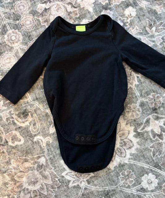 Peekaboo Beans 3-6m long sleeve black shirt , Kids 6 Month (3-6M)