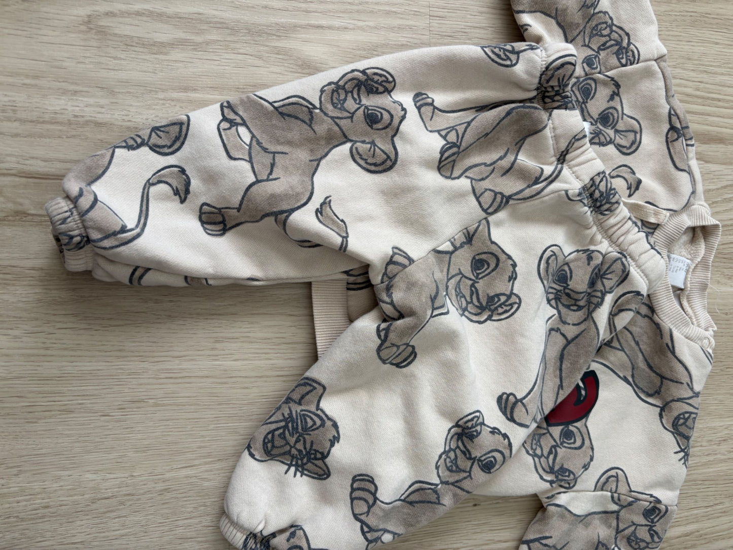 Simba jogger set 6-9m fits generous , Kids 9 Month (6-9M)