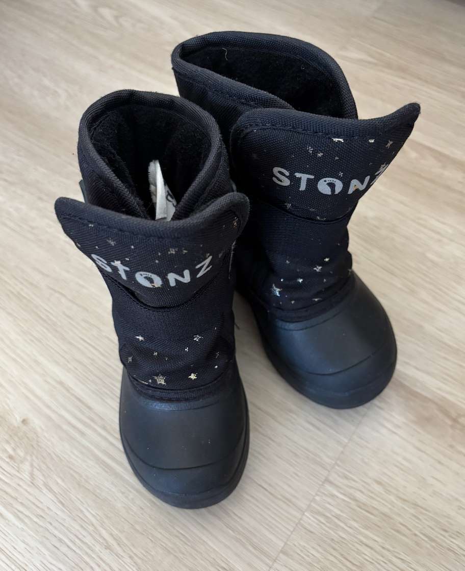 C6 sparkle star stonz boots , Shoes 6 (Walkers:12-24 mth)