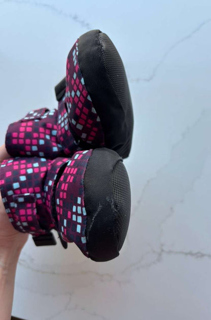 MEC toaster booties; small , Shoes 4.5 (Walkers:12-24 mth)