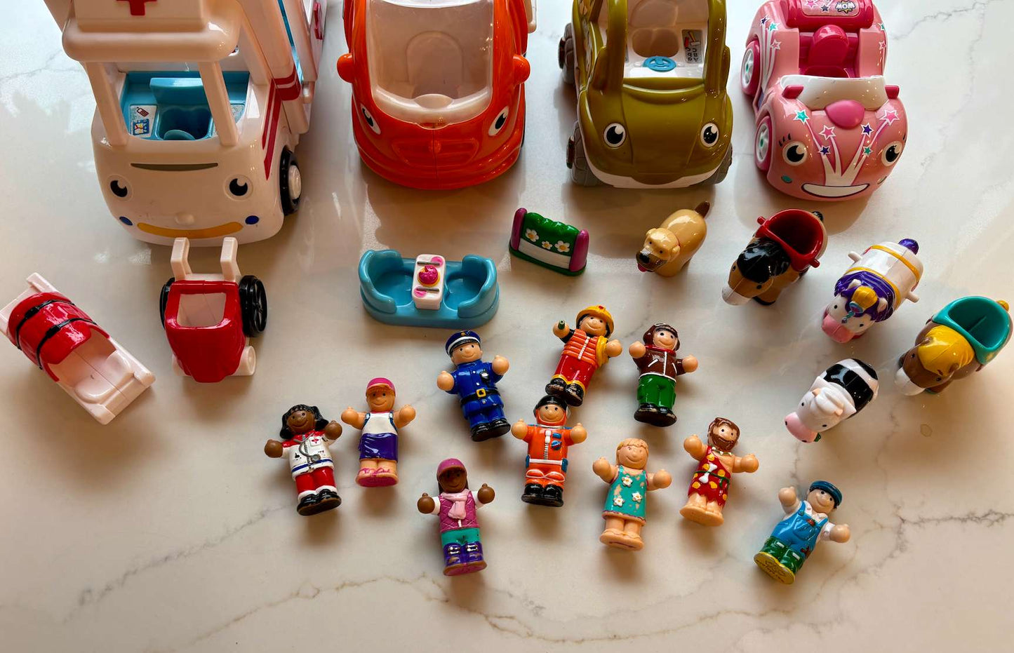 WOW Toys cars & people set