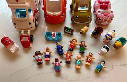 WOW Toys cars & people set