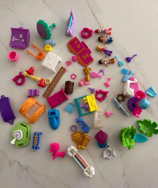 Polly Pocket dolls & accessories