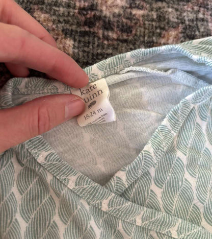 Kate Quinn wrap onsies; 18-24m, Kids 24 Month (18-24M)