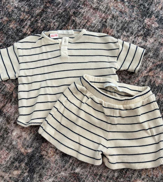 Zara striped shorts set (fits large) , Kids 6 Month (3-6M)