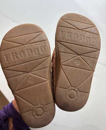 Tan Froddo Shoes 21 ; Retails $98, Shoes 5.5 (Walkers:12-24 mth)