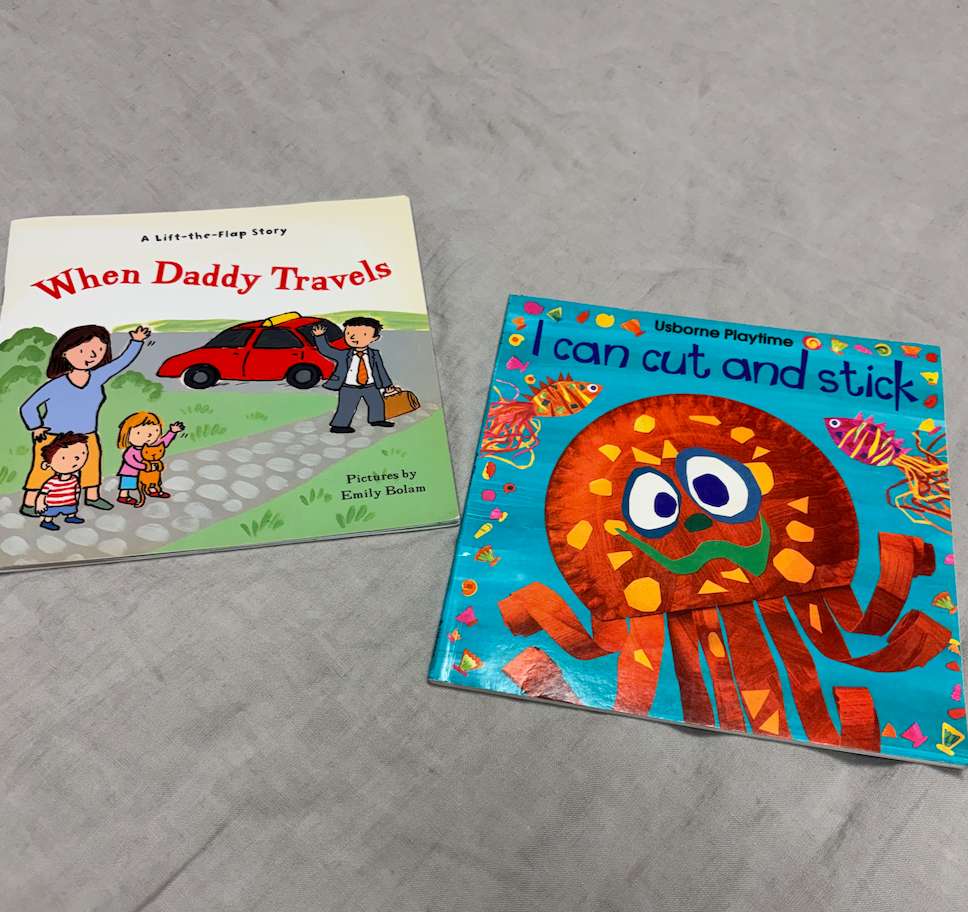 When daddy travels; craft book