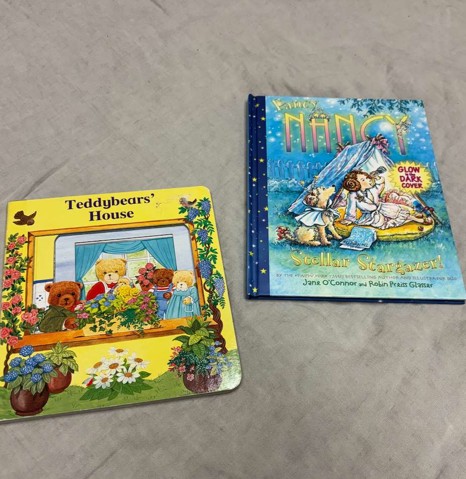 Fancy Nancy & vintage teddy bear book
