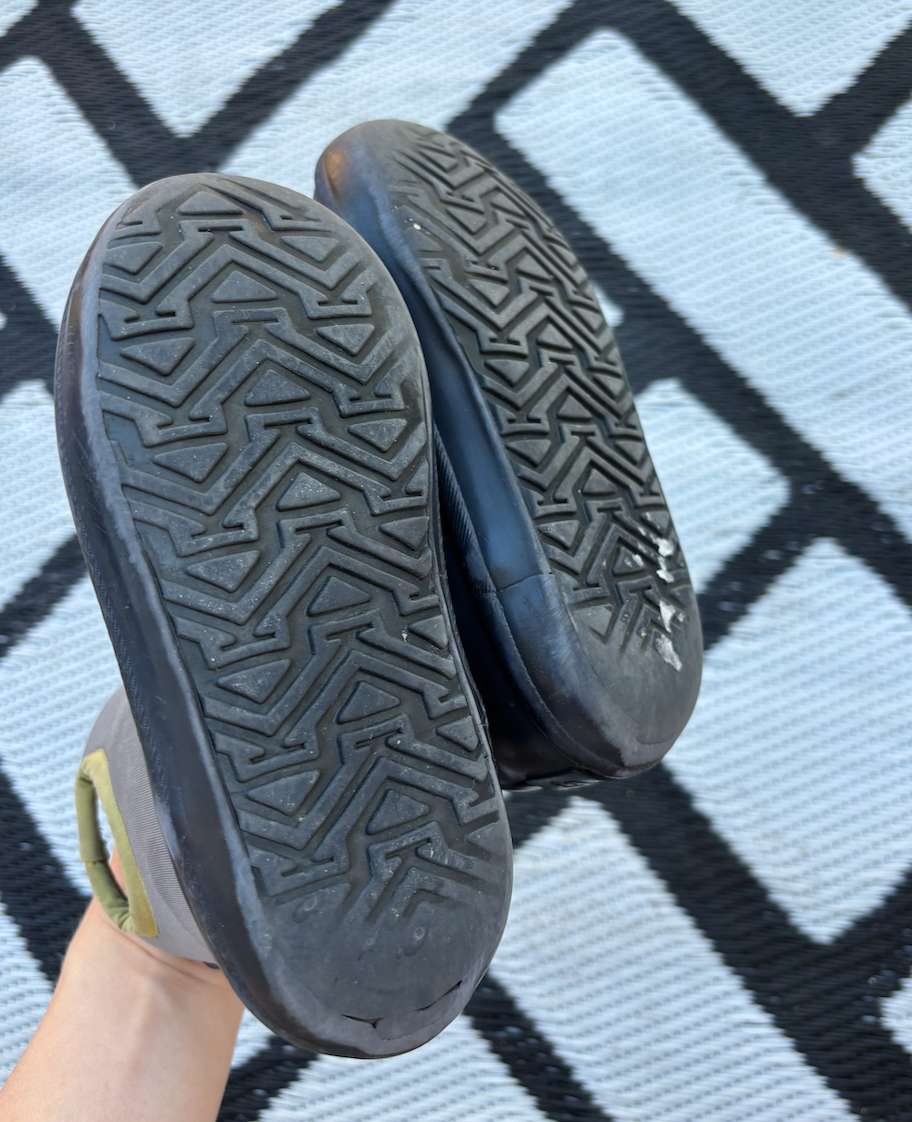 UGG US11 winter boots , Shoes 11 (Toddler:2-4yr)