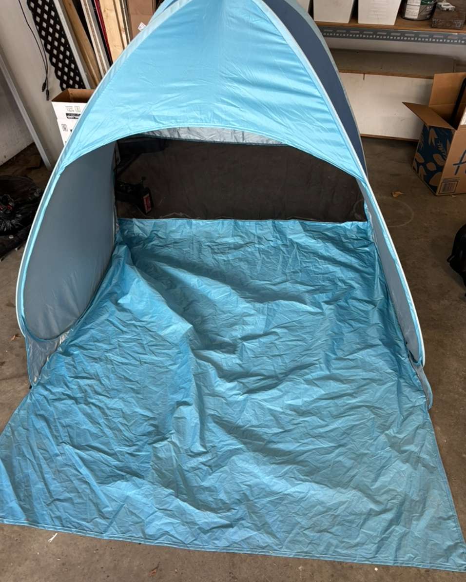 Pop up tent/sun cover