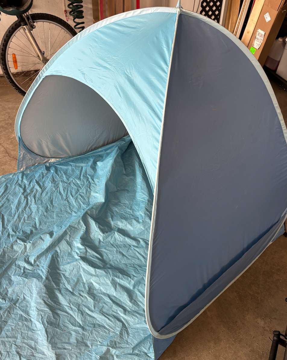 Pop up tent/sun cover
