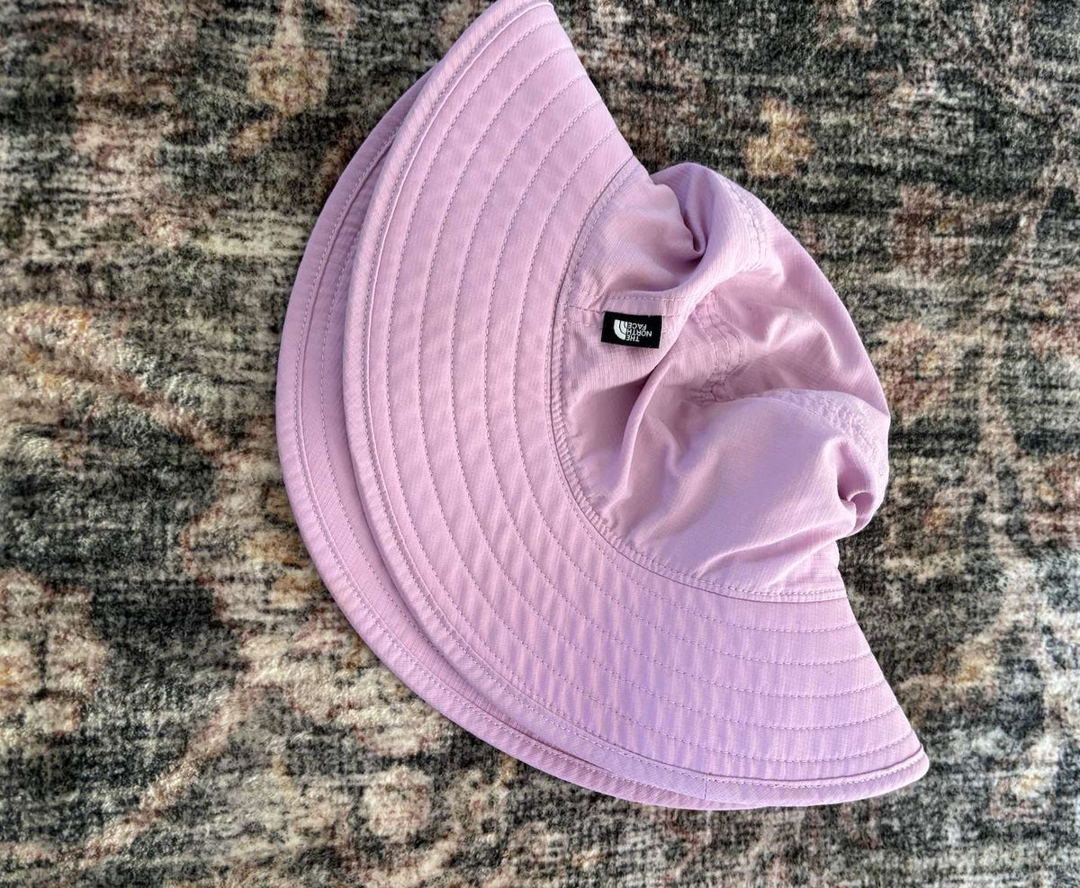 Lavender the north face bucket hat