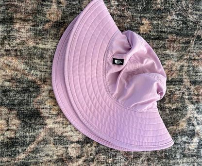 Lavender the north face bucket hat