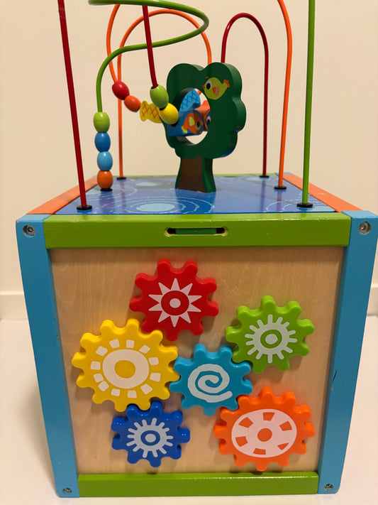 Activity Cube VGUC