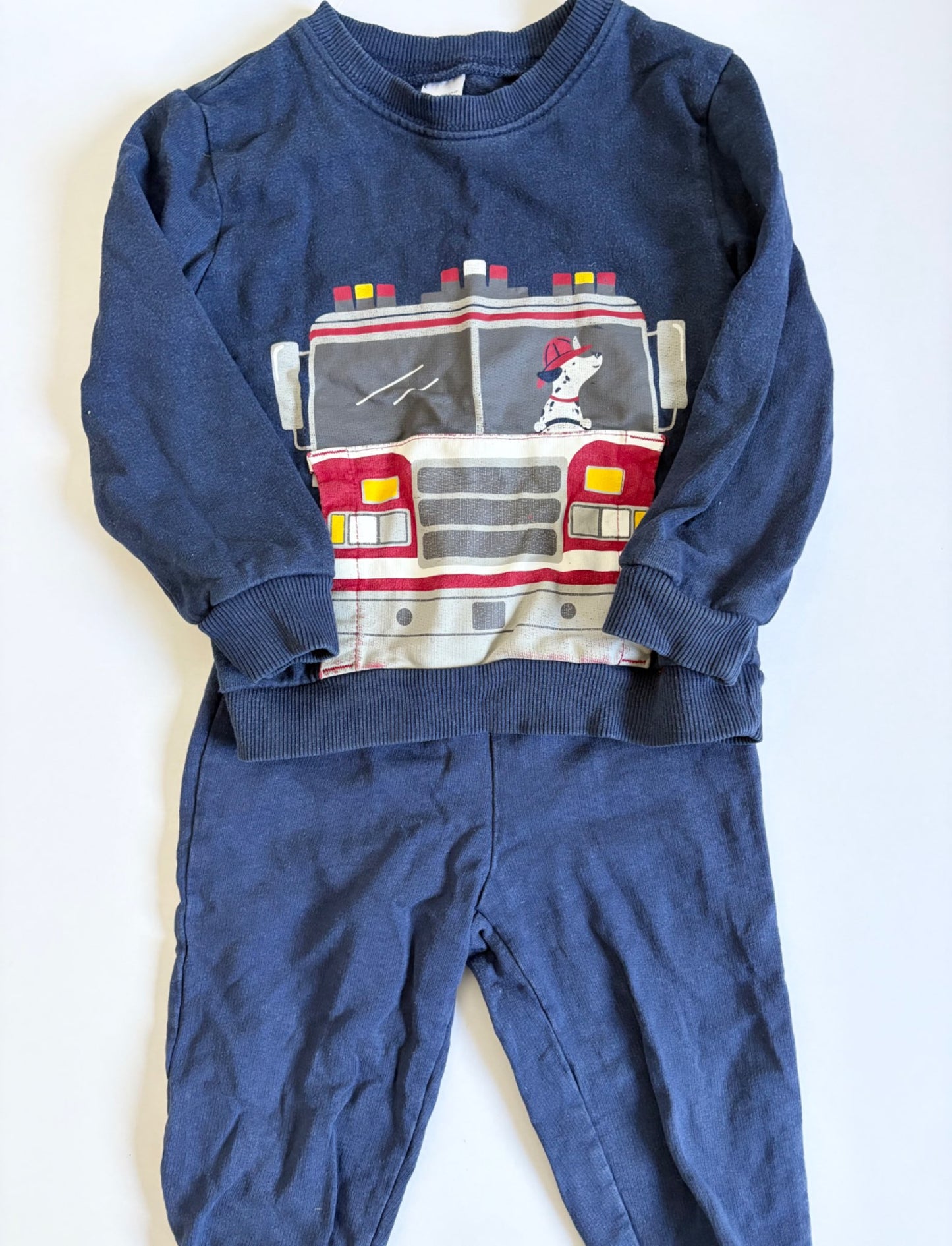 Firetruck Sweatsuit 18-24m VGUC, Kids 24 Month (18-24M)