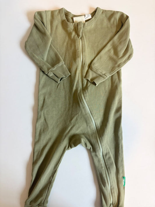 Parade Organics Green Romper 12-18m EUC, Kids 18 Month (12-18M)