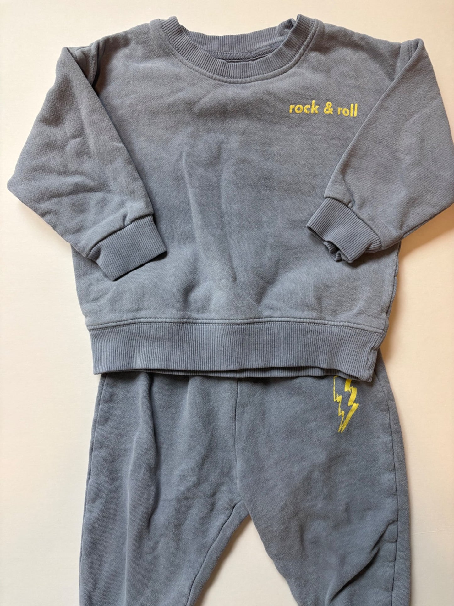 Organic Cotton "Rock & Roll" Tracksuit 12-18m VGUC (2 of 2), Kids 18 Month (12-18M)