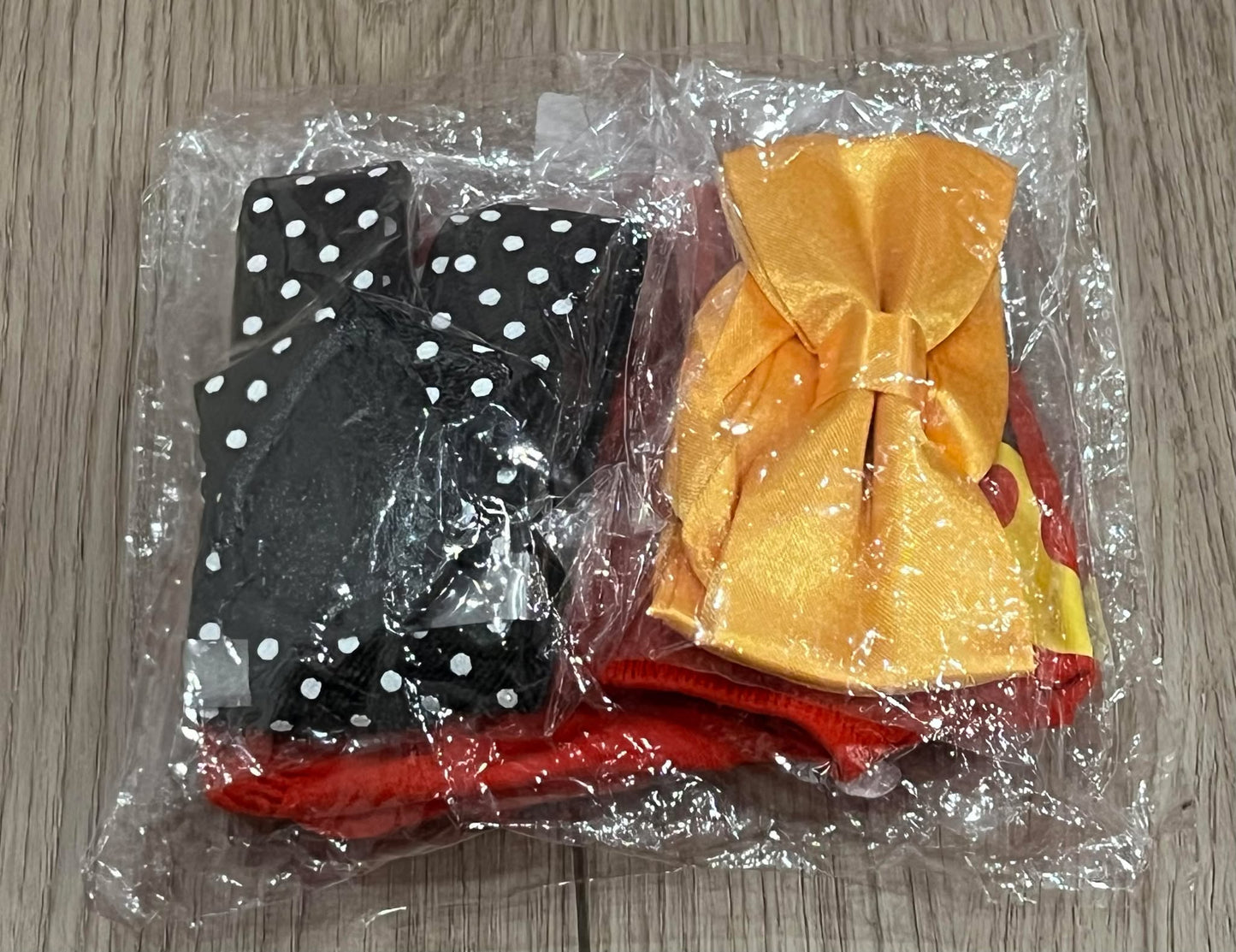 BNWT, First Birthday Celebration Outfit, Perfect for Baby Boy Photo Shoot - Set comes with Diaper cover, suspenders and bowtie , Kids 12 Month (9-12M)
