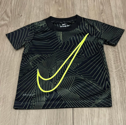 EUC, Boys, Nike Dri-Fit T-shirt, Black/Fluorescent yellow colour, size 2T, Kids 2T