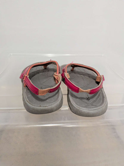 Columbia Pink Patterned Thong Sandals - Size 11, Shoes 11 (Toddler:2-4yr)