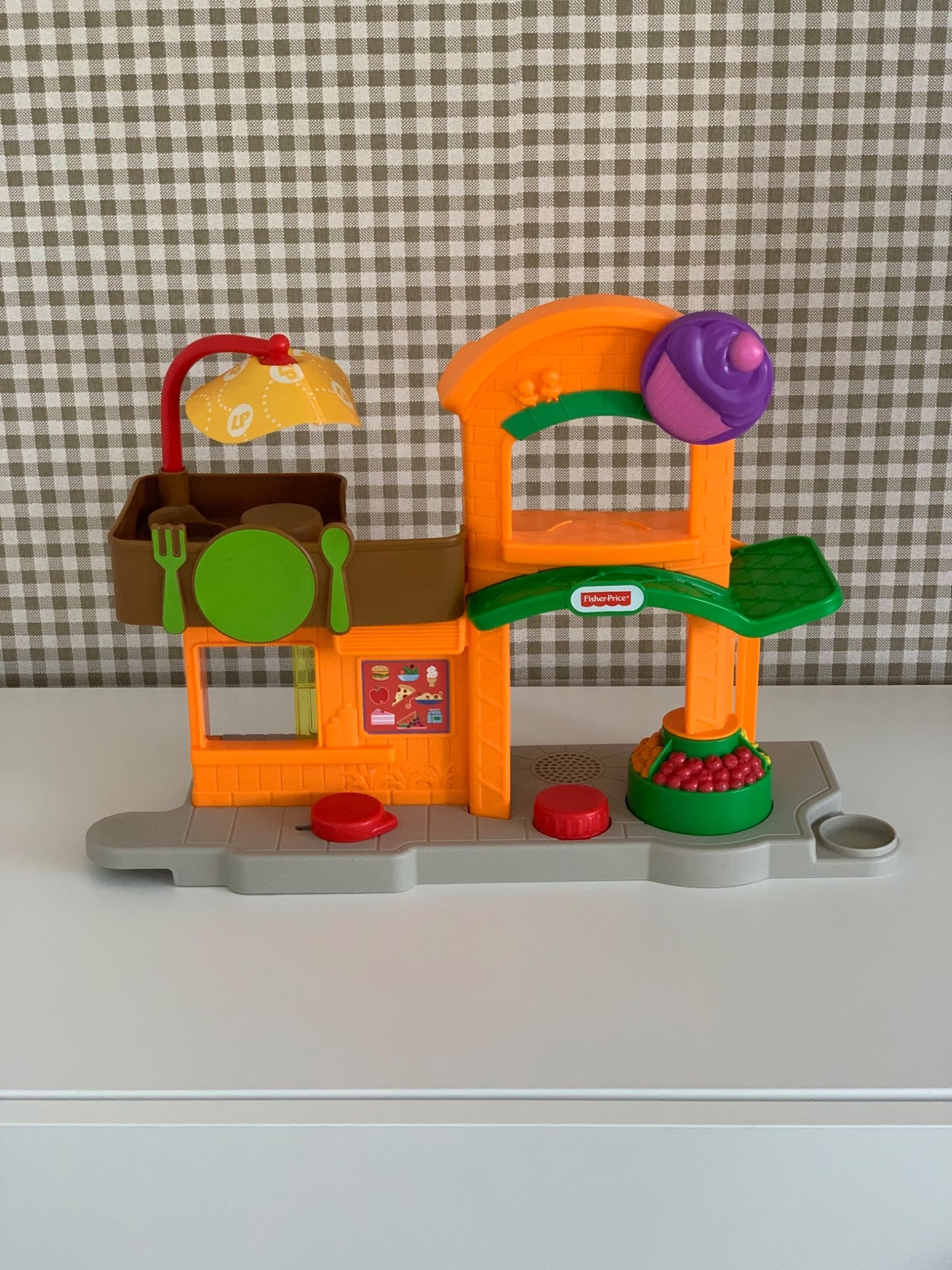 Fisher Price Little People Shopping Market MRSP $40