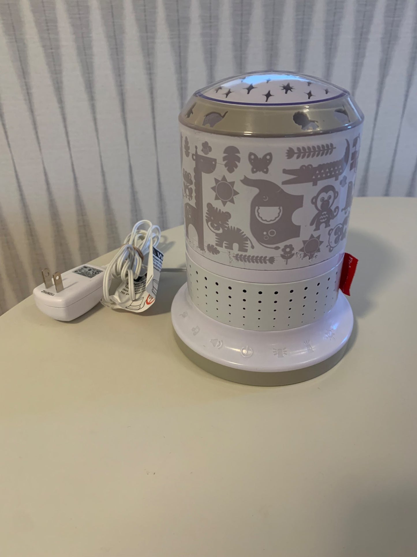 Fisher Price Baby Music / White Noise Machine MRSP $80