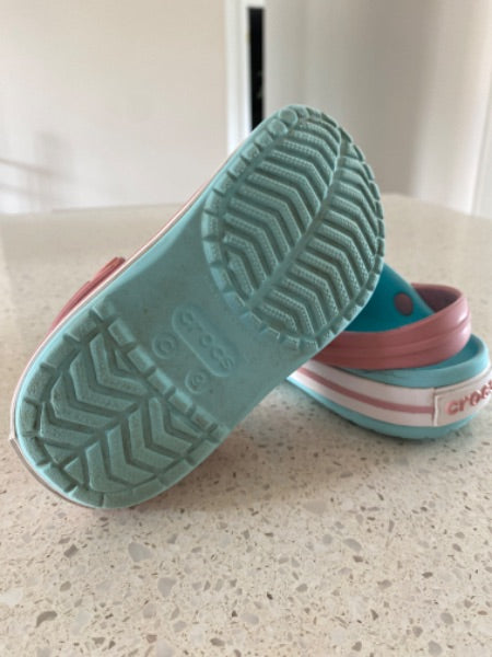 Original Crocs C9, Shoes 9 (Toddler:2-4yr)