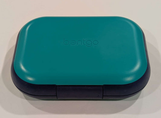 Bentgo Lunch Box (1), MSRP: $36, Green & Navy